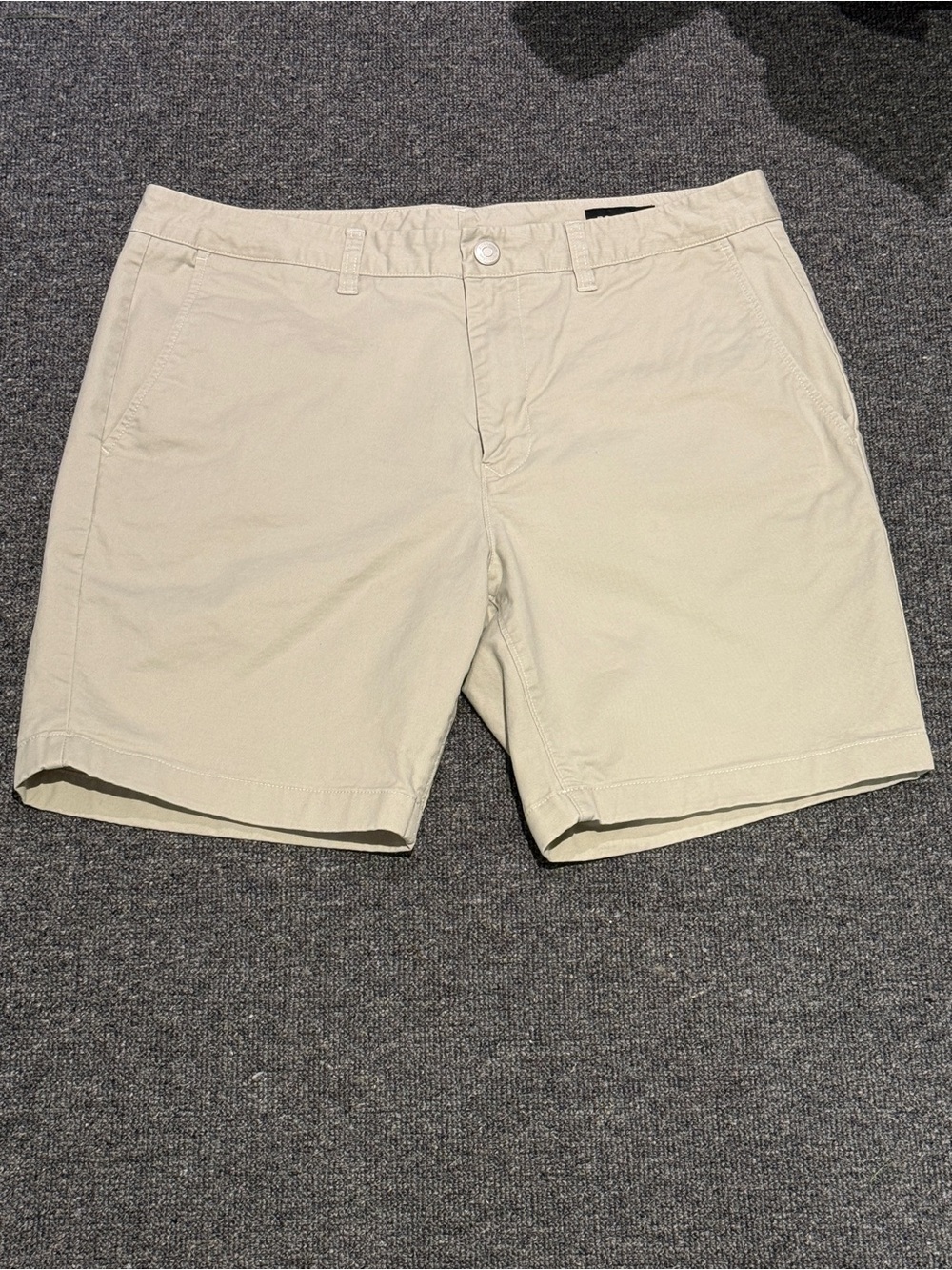 Bonobos Classic Flat-Front Chino Shorts in Light Beige (slim fit)